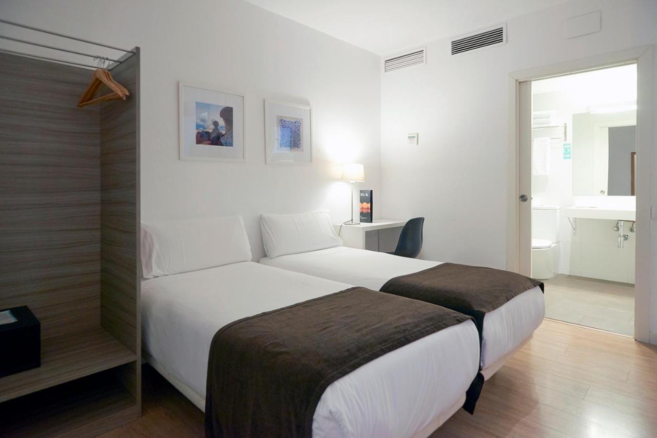 Hotel Bestprice Diagonal Barcelona Exterior foto
